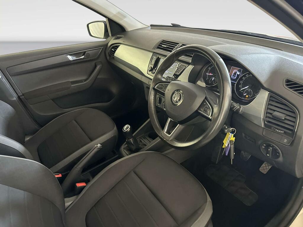 Skoda Fabia 1.0 Mpi Se Drive Cwvehiclemarketing Grey #14
