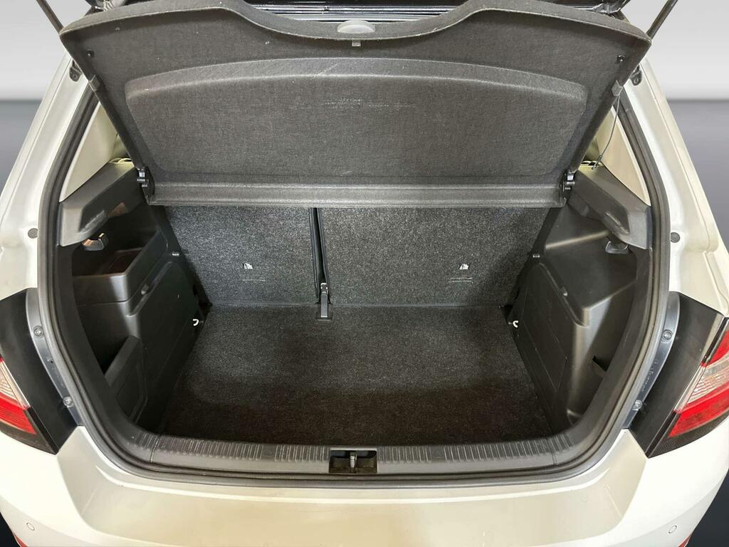 Skoda Fabia 1.0 Mpi Se Drive Cwvehiclemarketing Grey #13