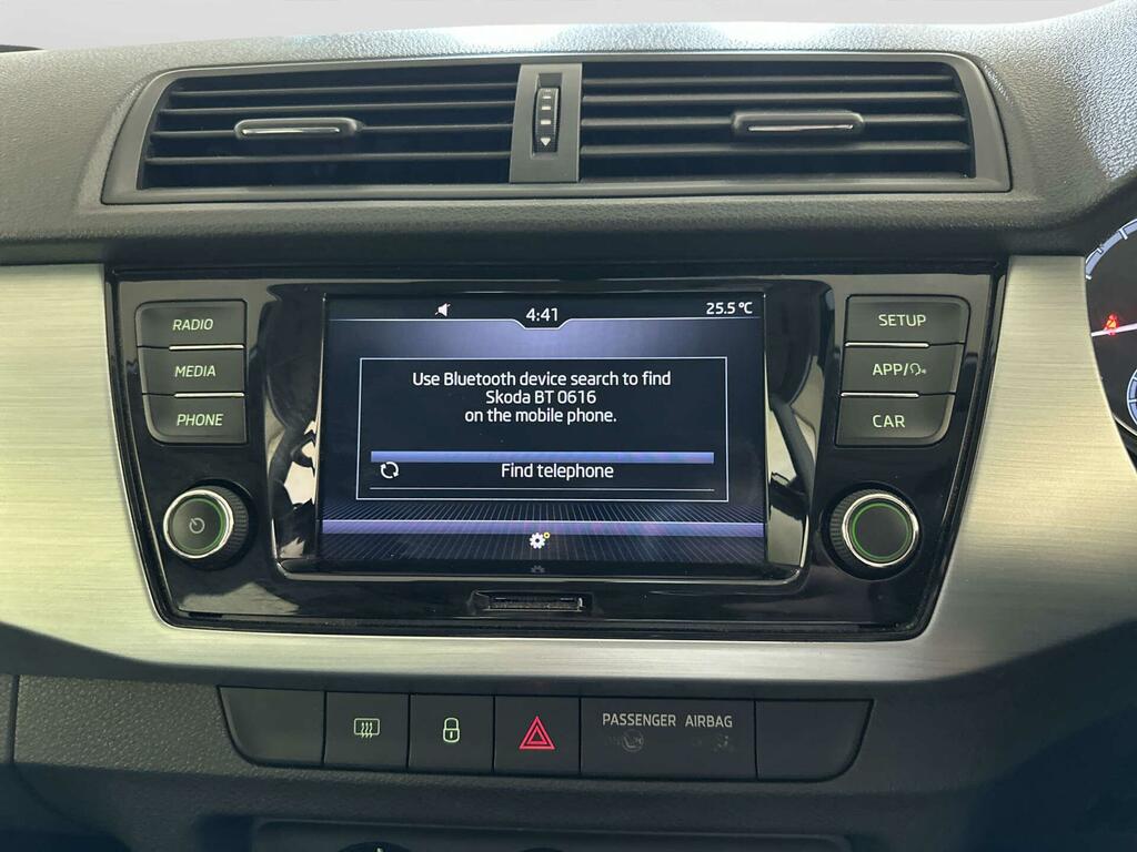 Skoda Fabia 1.0 Mpi Se Drive Cwvehiclemarketing Grey #20