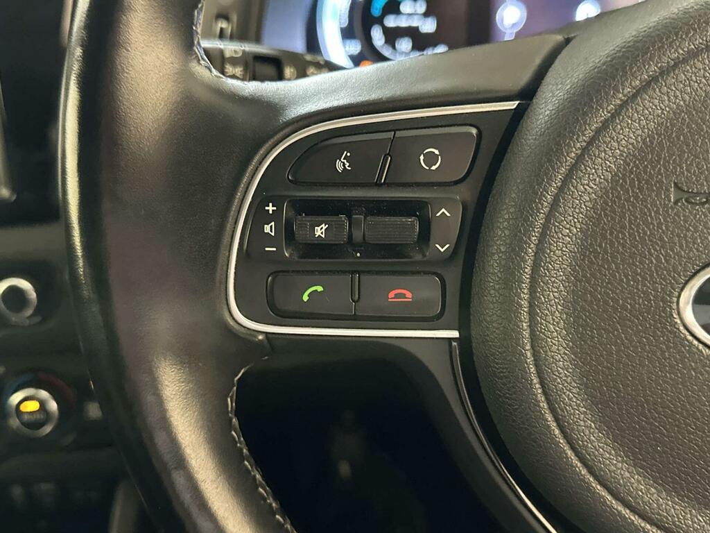 Kia Niro 1.6 Gdi 8.9Kwh 3 Suv Plug In Hybrid Dct Black #16