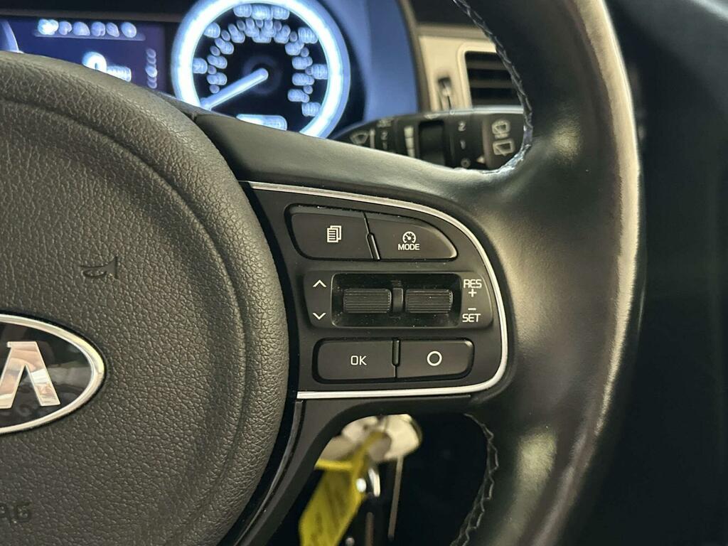 Kia Niro 1.6 Gdi 8.9Kwh 3 Suv Plug In Hybrid Dct Black #18