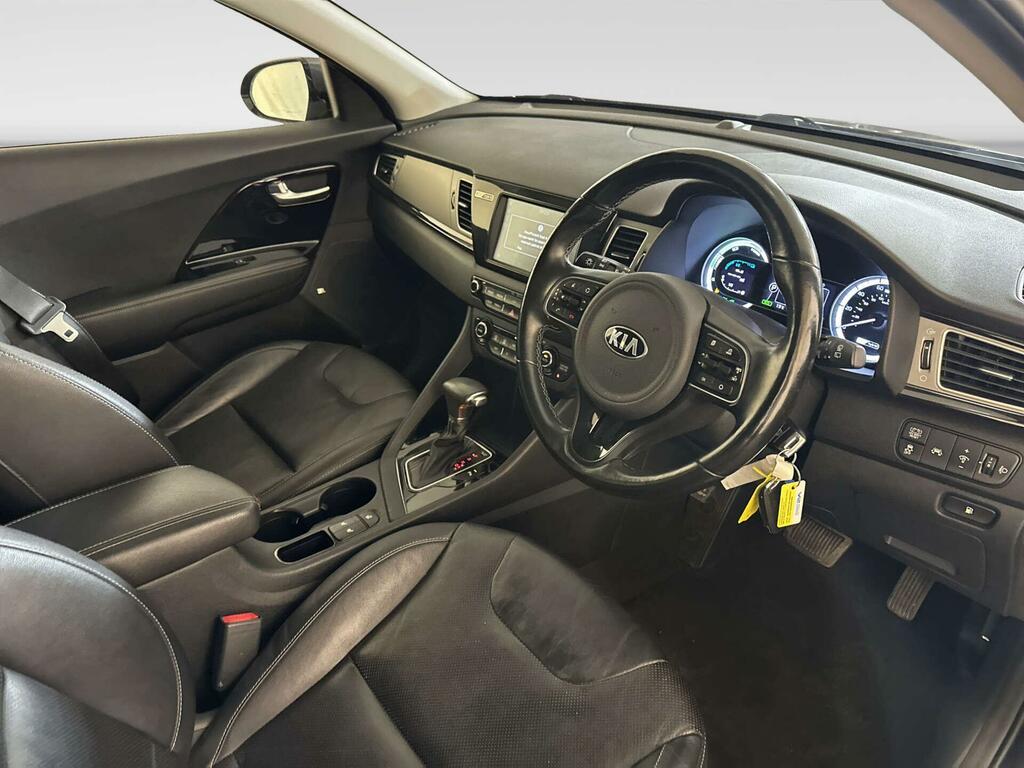 Kia Niro 1.6 Gdi 8.9Kwh 3 Suv Plug In Hybrid Dct Black #14