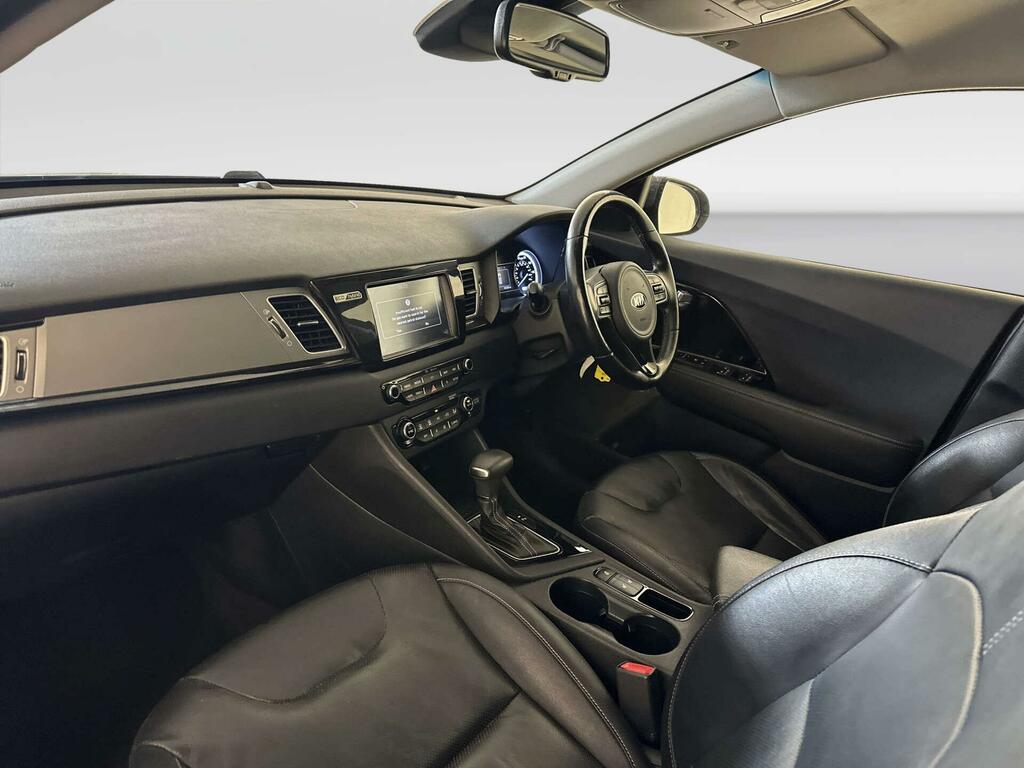 Kia Niro 1.6 Gdi 8.9Kwh 3 Suv Plug In Hybrid Dct Black #10