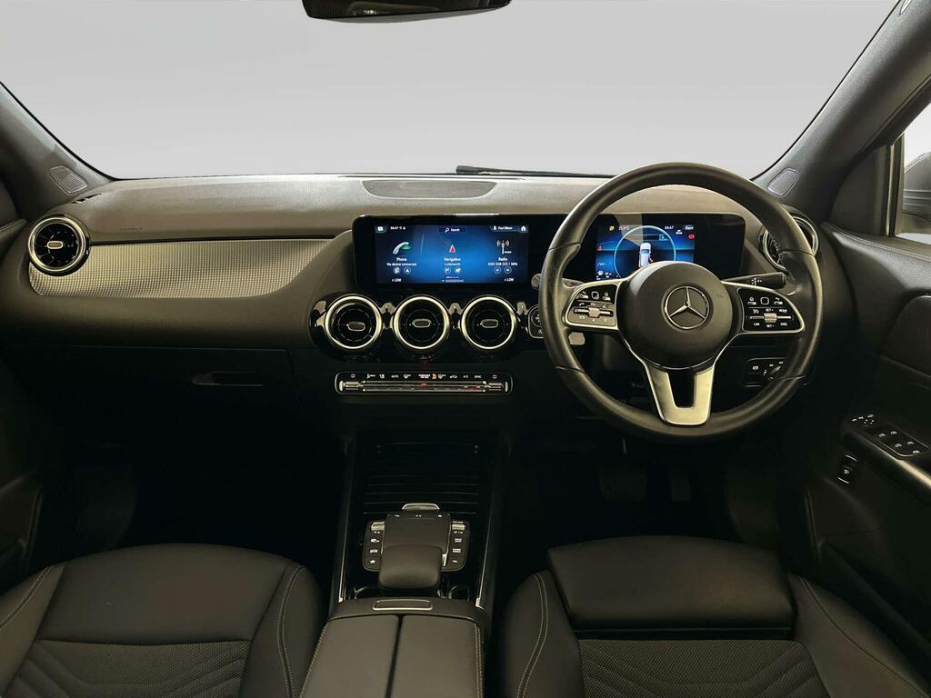 Mercedes-Benz GLA Class 1.3 Gla200h Mhev Sport Executive Suv Grey #2
