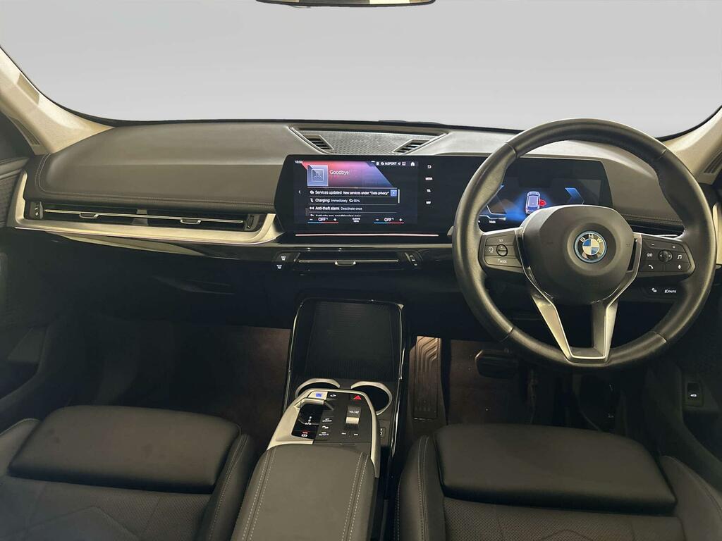 BMW iX1 30 66.5Kwh Xline Suv Xdrive 11K Silver #2