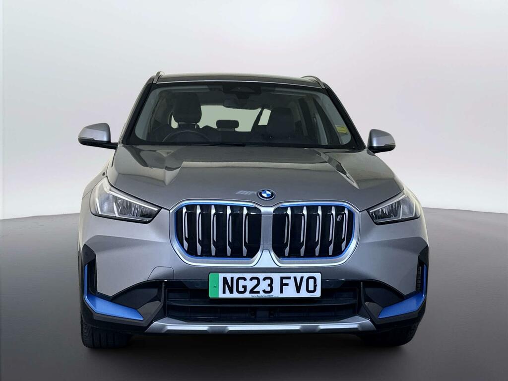 BMW iX1 30 66.5Kwh Xline Suv Xdrive 11K Silver #3