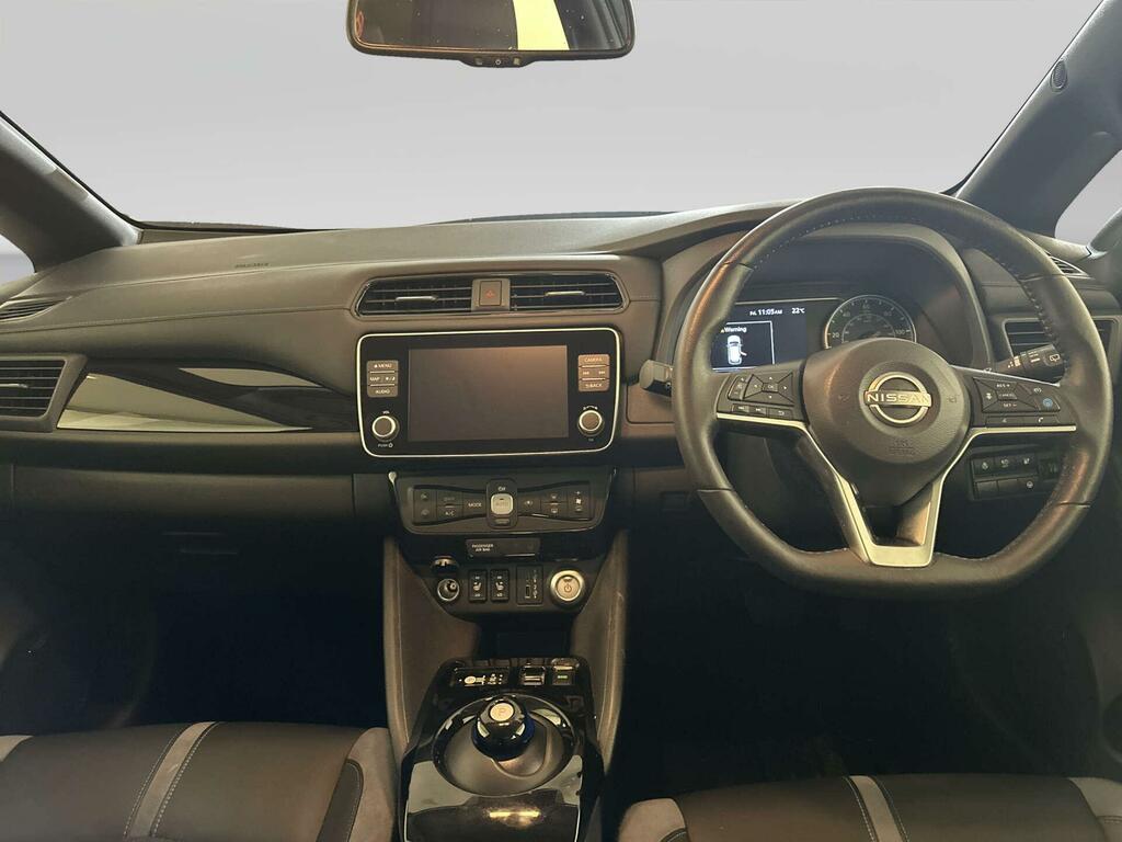 Nissan Leaf 39Kwh Tekna Hatchback 150 Ps Red