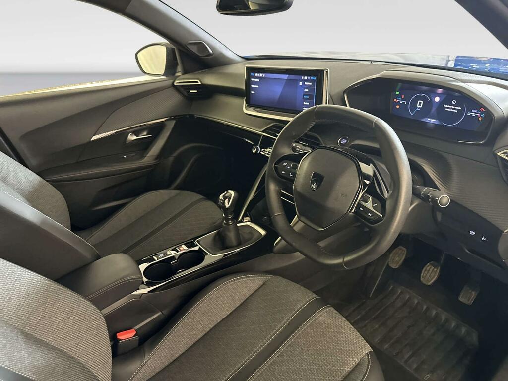 Peugeot 2008 1.2 Puretech 130 Gt Eat8 Estate White #15