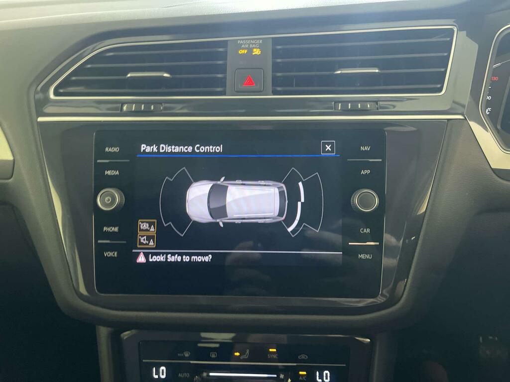 Volkswagen Tiguan Allspace 1.5 Tsi Life Dsg Black #23