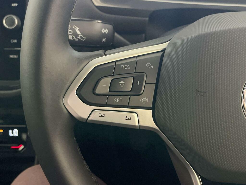 Volkswagen Tiguan Allspace 1.5 Tsi Life Dsg Black #17