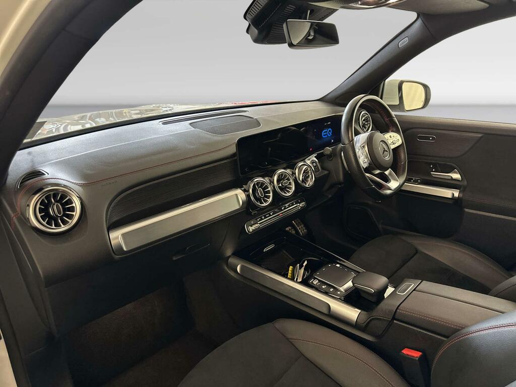 Mercedes-Benz EQB Mercedes-benz Estate 300 4Matic 168Kw Amg Line 66. White #10