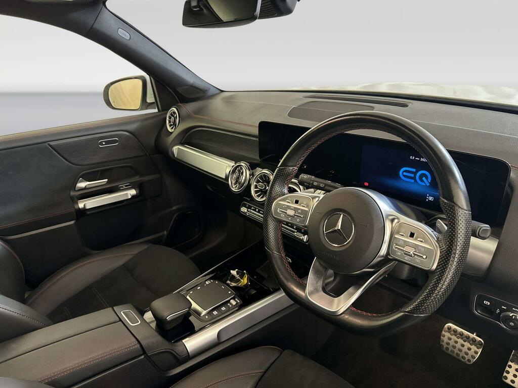 Mercedes-Benz EQB Mercedes-benz Estate 300 4Matic 168Kw Amg Line 66. White #17