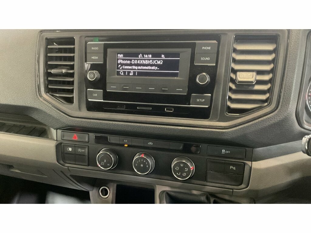 Volkswagen Crafter Volkswagen Crafter Cr35 Startline Business Lwb 140 White #9