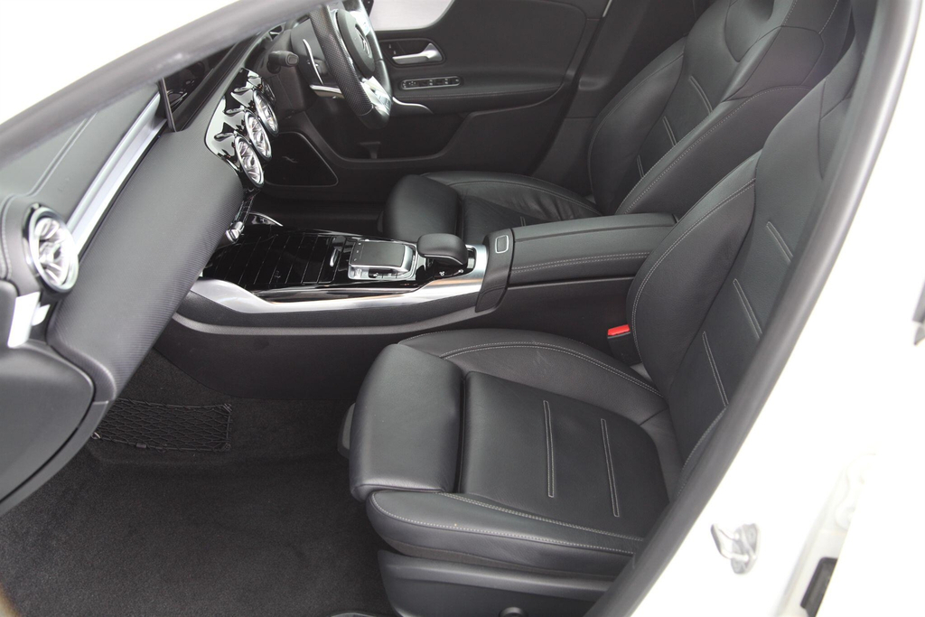 Mercedes-Benz A Class 1.5 A180d Sport Executive 7G-dct Euro 6 Ss Black #9