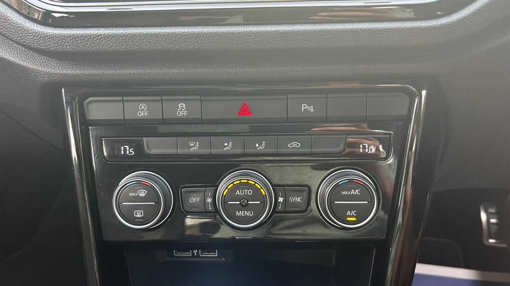 Volkswagen T-Roc 2.0 Tsi R Dsg 4Motion Euro 6 Ss Silver #4