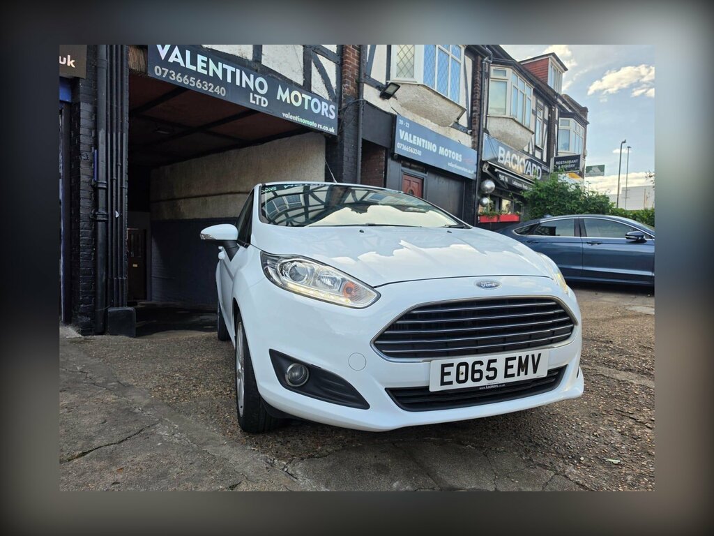 Ford Fiesta 1.0T Ecoboost Titanium Euro 6 Ss White #2