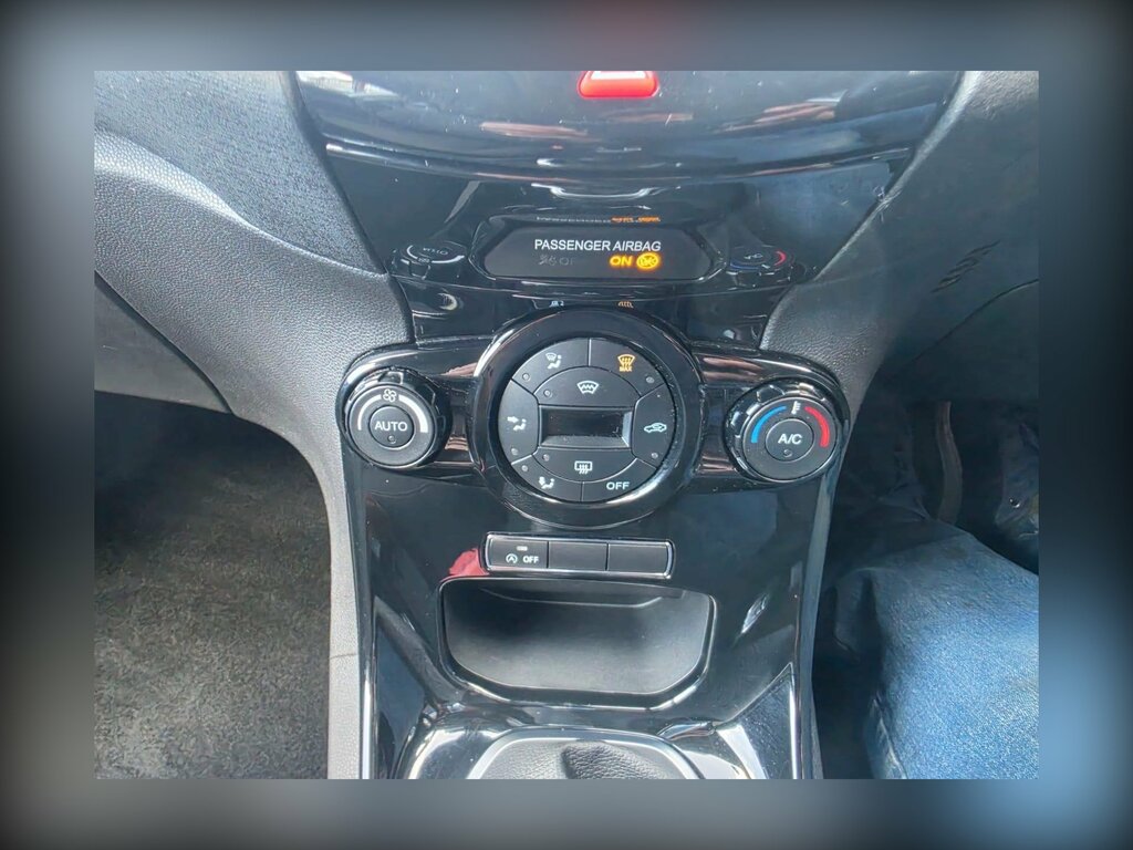 Ford Fiesta 1.5 Tdci Zetec Econetic White #21