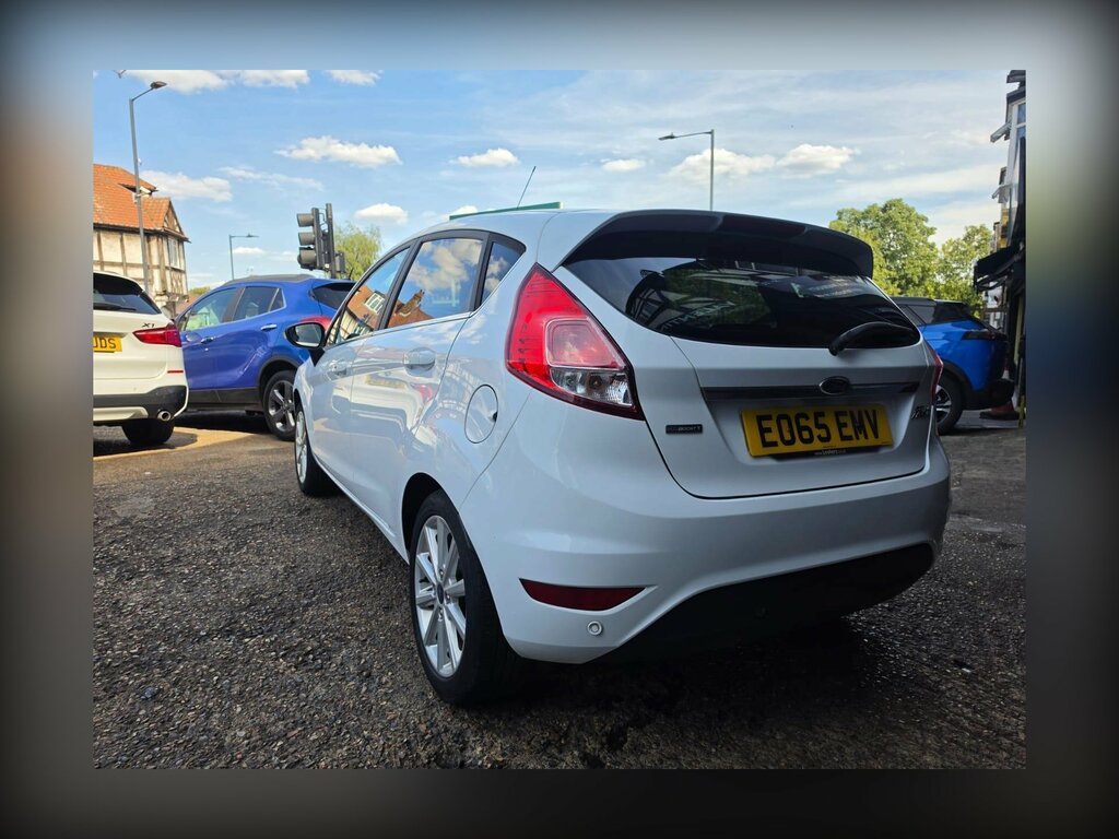 Ford Fiesta 1.5 Tdci Zetec Econetic White #7