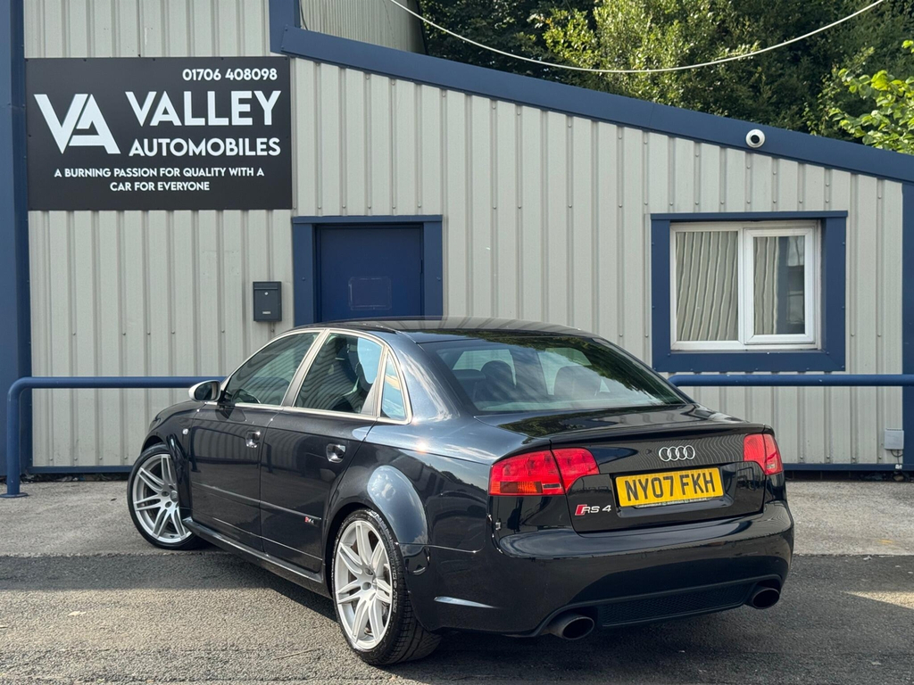 Audi RS4 4.2 Quattro #6