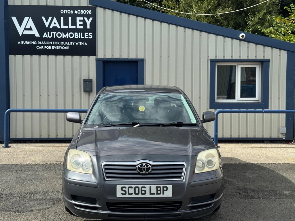Toyota Avensis 1.8 Vvt-i T3-s #2