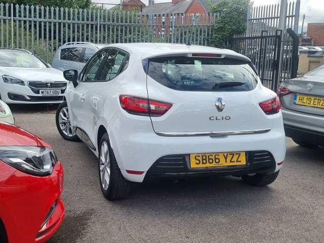 Renault Clio 1.2 16V Dynamique Nav Hatchback White #5