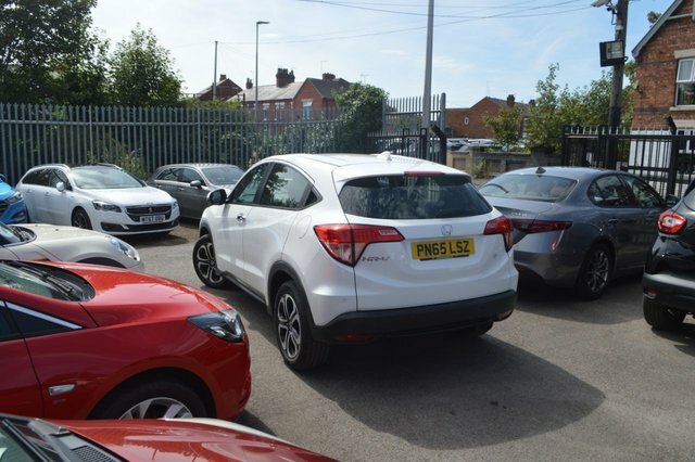 Honda Hr-V 1.5 I-vtec Se Suv Euro 6 S S White #6