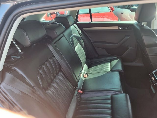 Skoda Superb 2.0 Tdi Sportline Dsg 6Spd Euro 6 Ss Silver #19