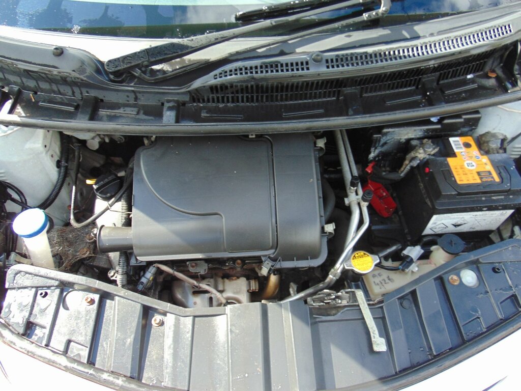 Toyota Aygo 1.0 Vvt White #7