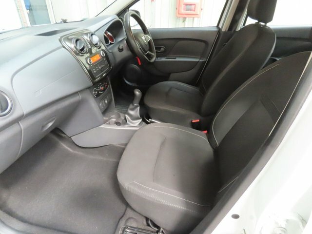 Dacia Sandero 0.9L Ambiance Tce White #11
