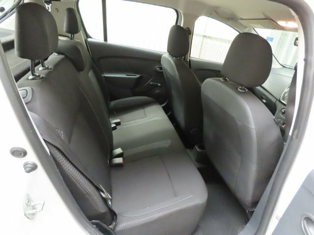 Dacia Sandero 2017 1.5 Dci Ambiance Hatchback White #5
