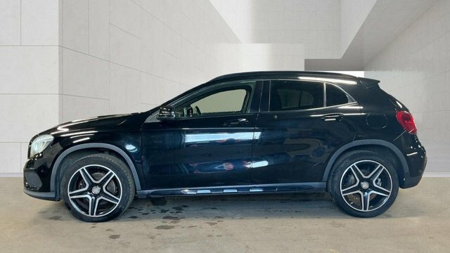 Mercedes-Benz GLA Class 2016 2.1 Gla220d Amg Line Premium Suv Black #6