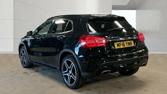 Mercedes-Benz GLA Class 2016 2.1 Gla220d Amg Line Premium Suv Black #3