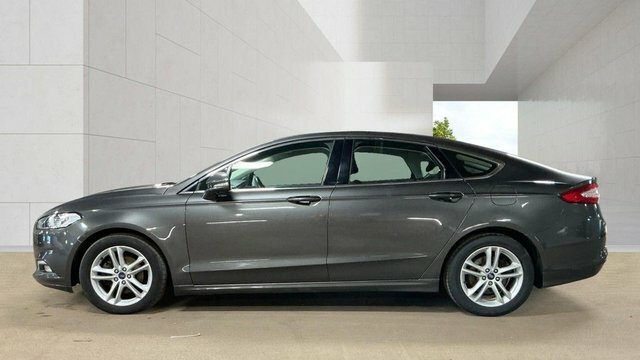 Ford Mondeo 2018 2.0 Tdci Zetec Hatchback Eu Grey #6