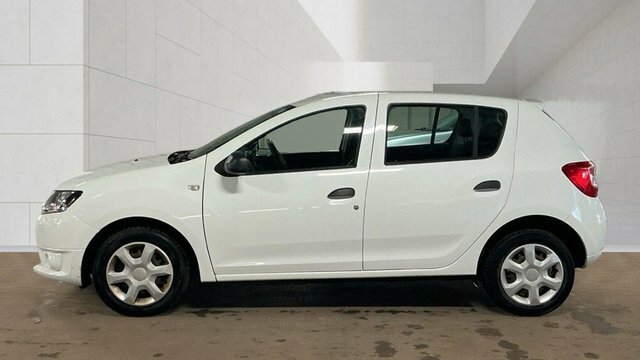 Dacia Sandero 2016 1.2 Ambiance Hatchback Euro White #6