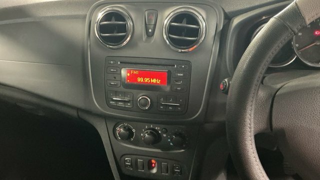 Dacia Sandero 1.2 Ambiance Hatchback Euro 6 7 Red #8