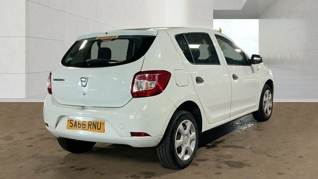 Dacia Sandero 2016 1.2 Ambiance Hatchback Euro White #4