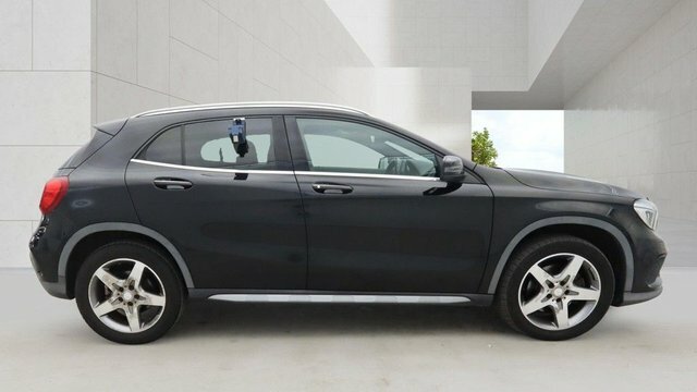 Mercedes-Benz GLA Class 2016 2.1 Gla220d Amg Line Premium Plus Suv D Black #5
