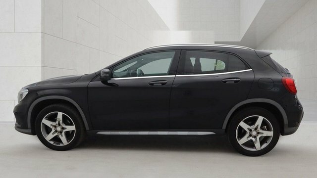 Mercedes-Benz GLA Class 2016 2.1 Gla220d Amg Line Premium Plus Suv D Black #6