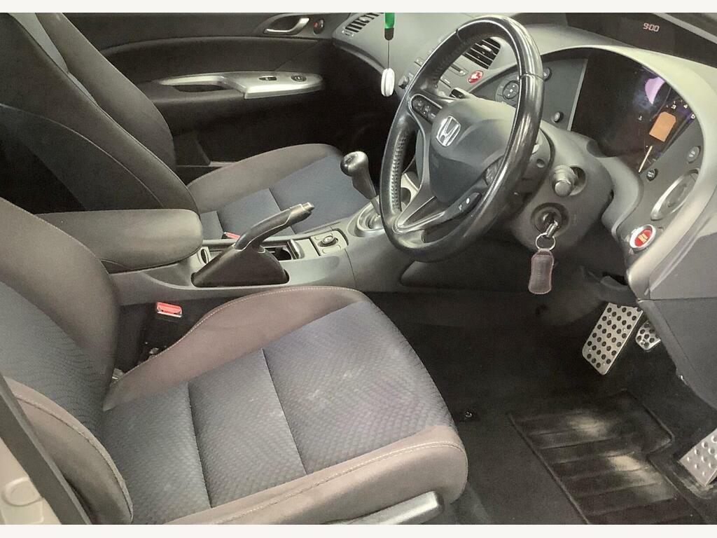 Honda Civic 1.8 I-vtec Es Silver #2