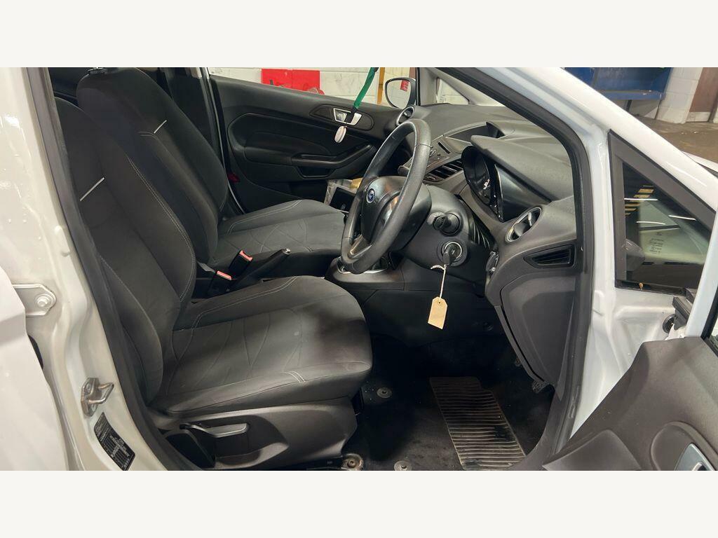 Ford Fiesta 1.25 Style Euro 5 White #2