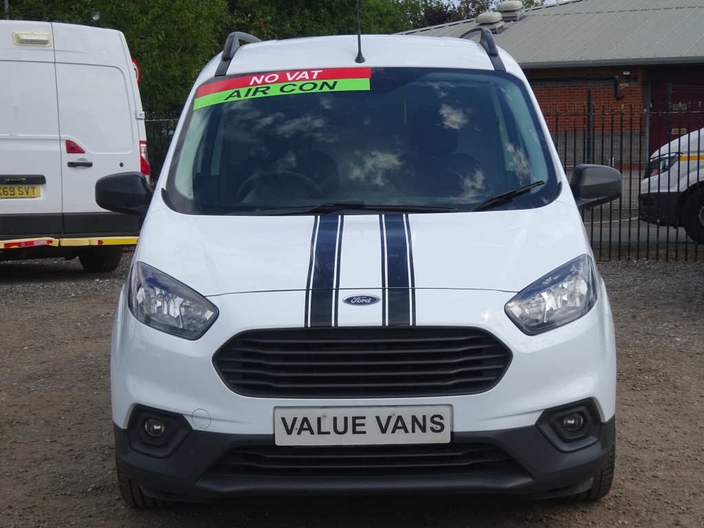 Ford Transit Courier Trend 1.5 Tdci White #2