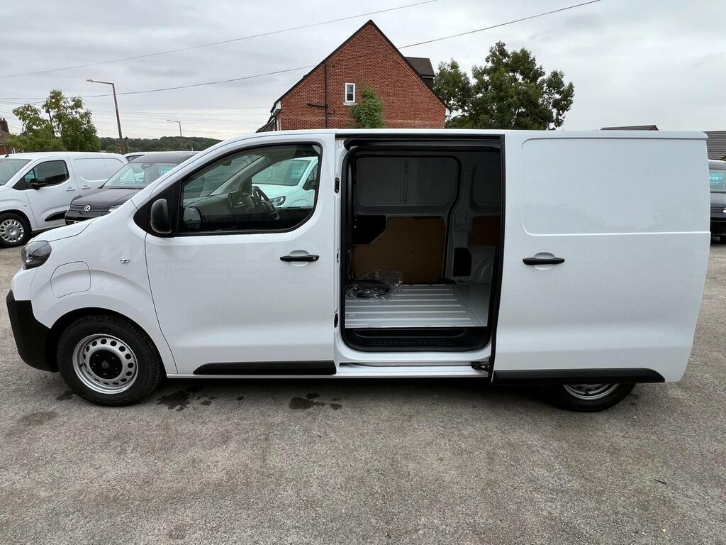 Peugeot E-Expert Panel Van 75Kwh Professional Standard Panel Van Au White #4