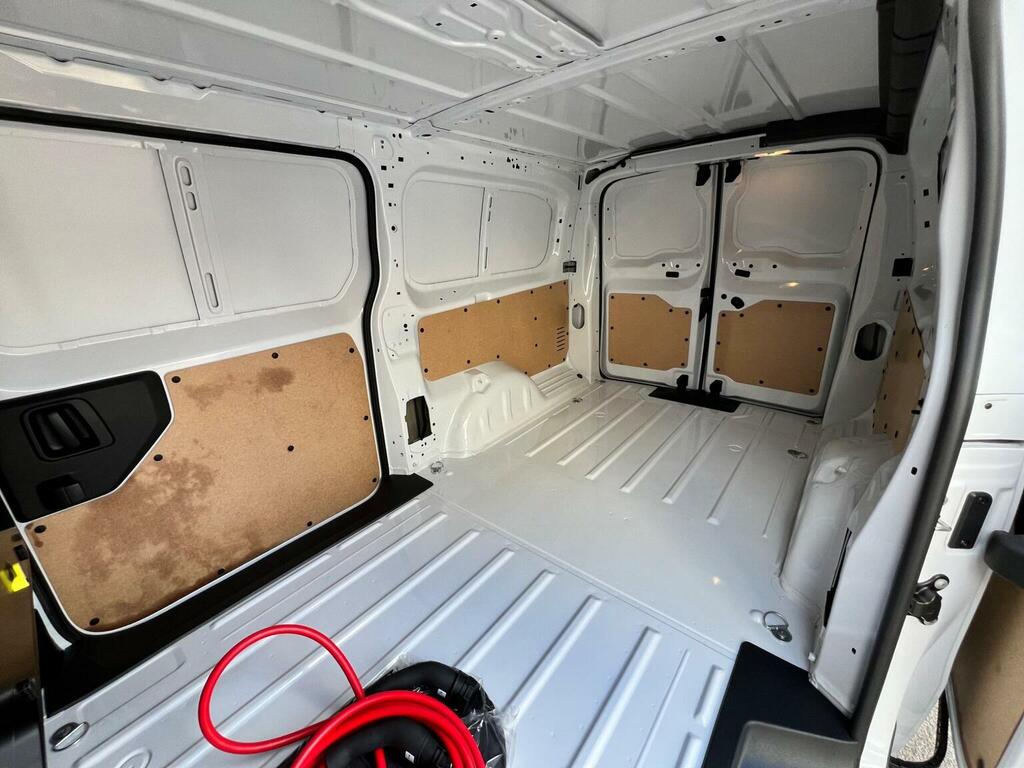 Peugeot E-Expert Panel Van 75Kwh Professional Long Panel Van L White #5