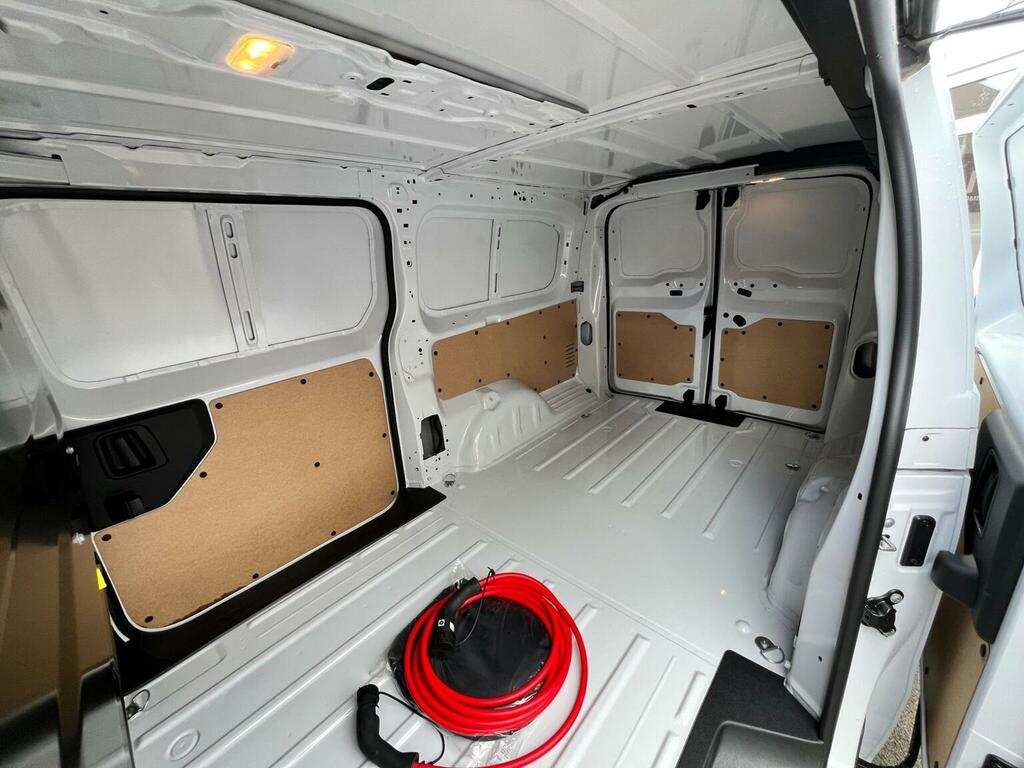 Peugeot E-Expert Panel Van 75Kwh Professional Long Panel Van L White #5