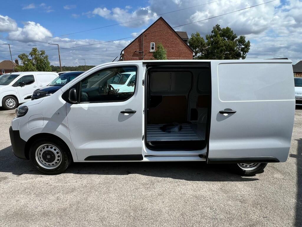 Peugeot E-Expert Panel Van 75Kwh Professional Standard Panel Van Au White #4