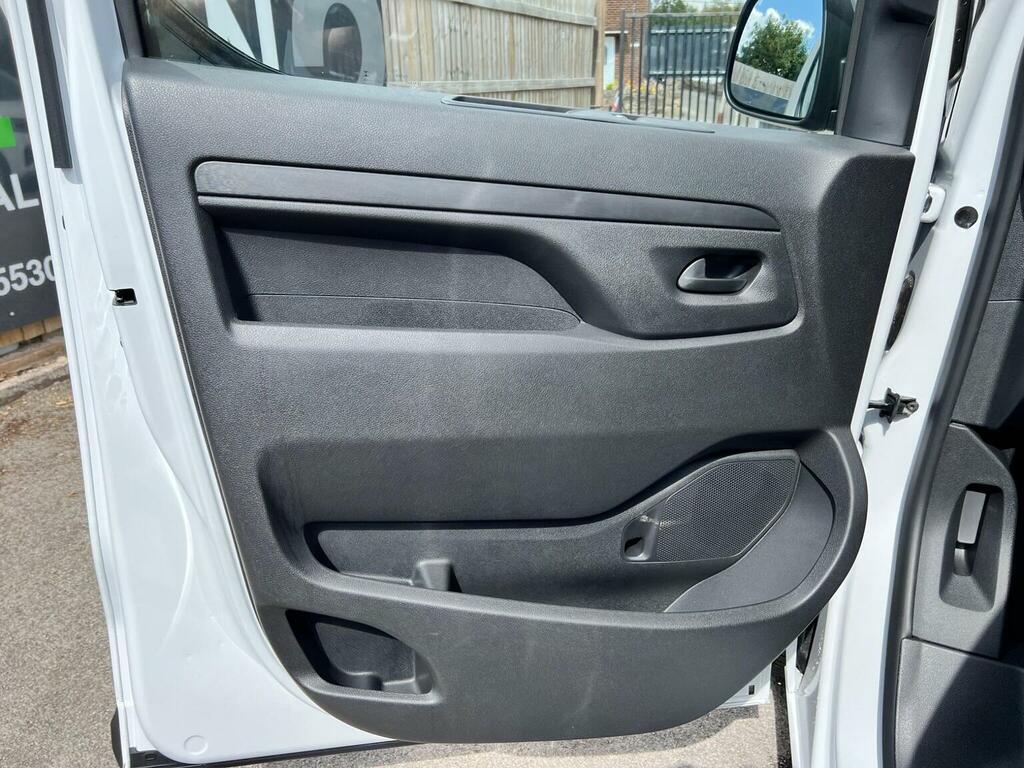 Peugeot E-Expert Panel Van E 1000 75Kwh Professional Long Panel Van  #38