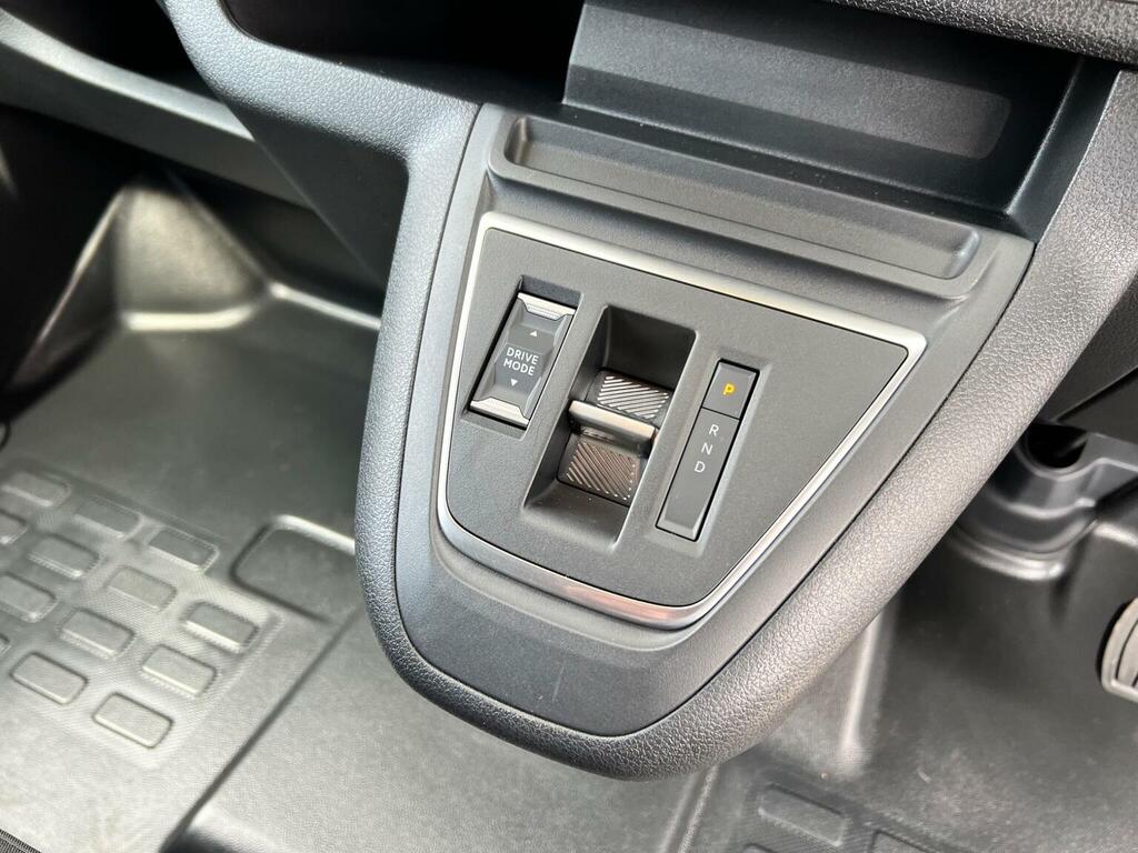 Peugeot E-Expert Panel Van E 1000 75Kwh Professional Long Panel Van  #37