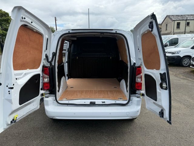 Vauxhall Combo Turbo D 2300 Pro DS23XZN White #4