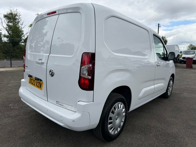 Vauxhall Combo Turbo D 2300 Pro DS23XZN White #2