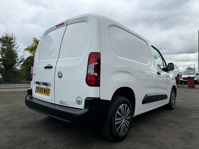 Vauxhall Combo Turbo D 2000 Edition White #2